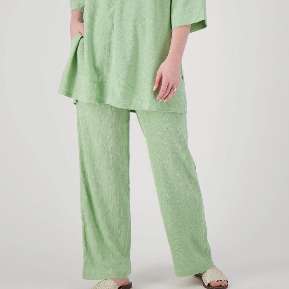 Cuddl Duds Crepe Knit Resort Wide Leg Pants